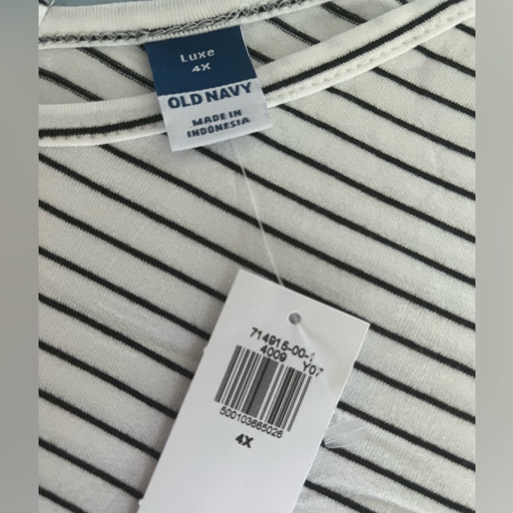 Old Navy Size:4X Women Sleeveless Top White/ Black Super Cute - Picture 7 of 9